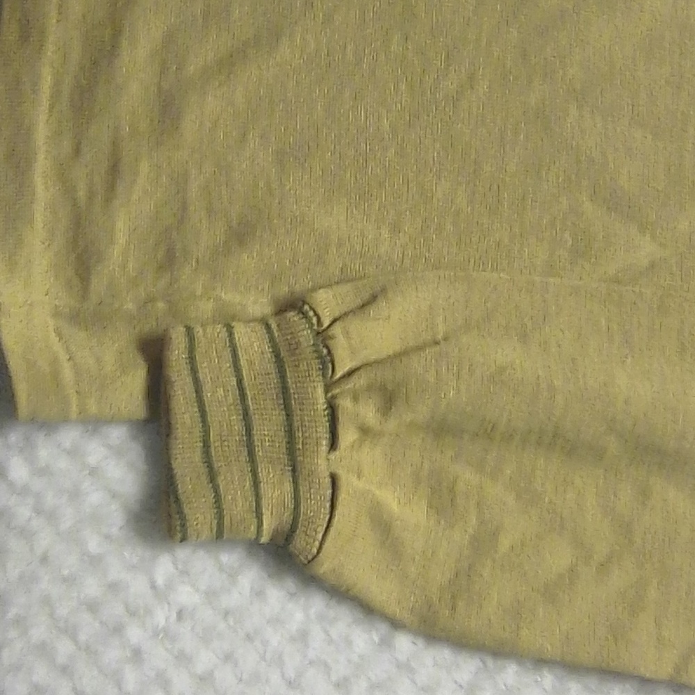 Turtle neck - Picture 4 of 4